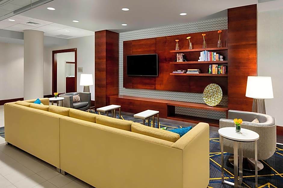 Courtyard by Marriott Boston Cambridge