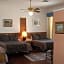Lundeen Inn of the Arts