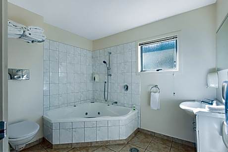 Deluxe Double or Twin Room with Sea View