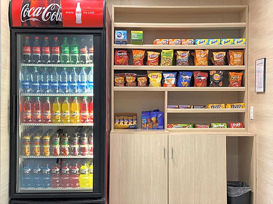 Holiday Inn Express Hotel & Suites Byram By IHG