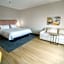 Hampton Inn & Suites Mission
