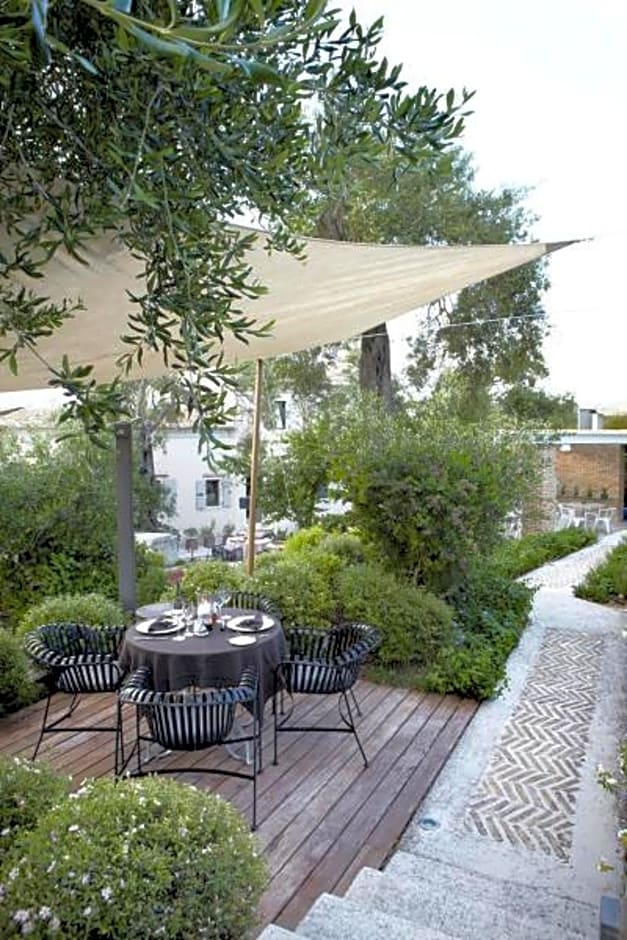 Torri e Merli, Paxoi