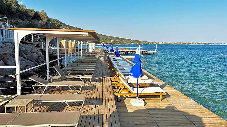 Assos Longevity Hotel