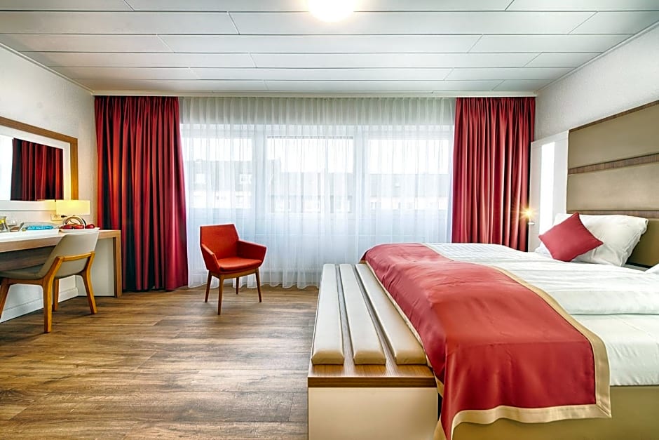 Hotel Senator
