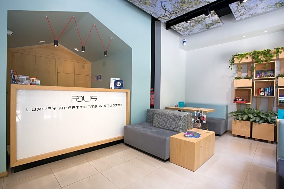 Polis Apartments