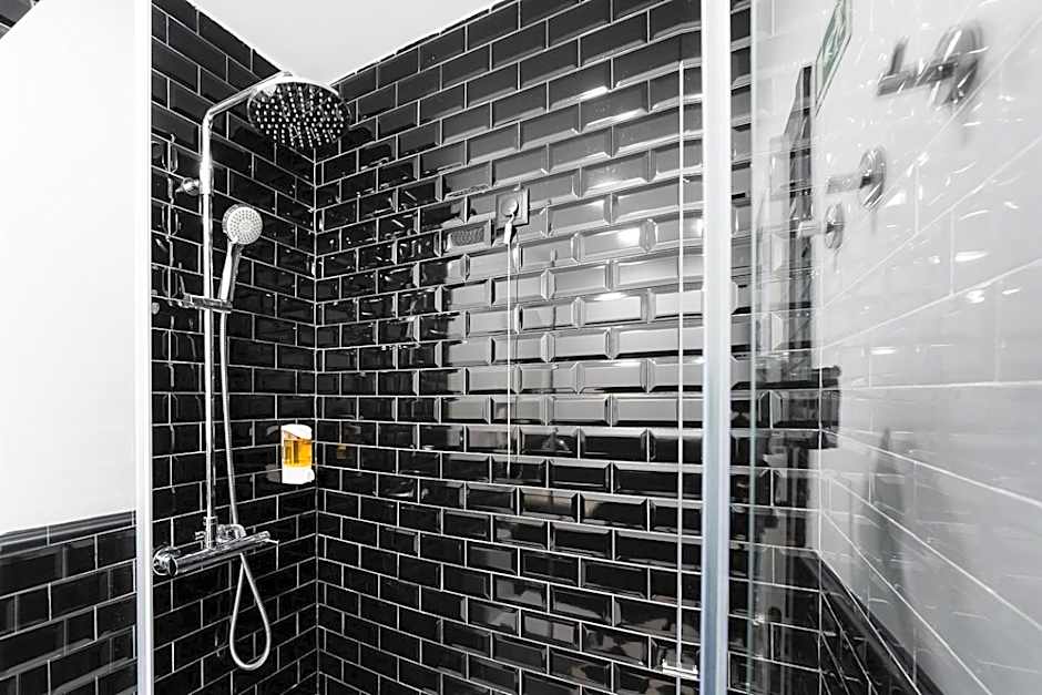 The Twenties by GuestReady