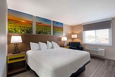 Days Inn by Wyndham Ankeny - Des Moines