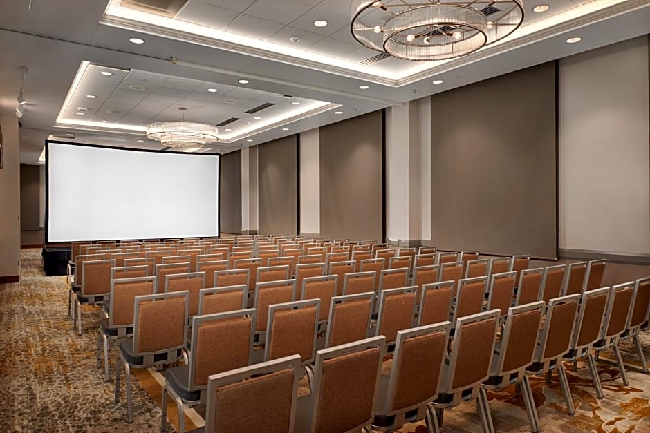 The Merrill Hotel & Conference Center, Muscatine, a Tribute Portfolio Hotel