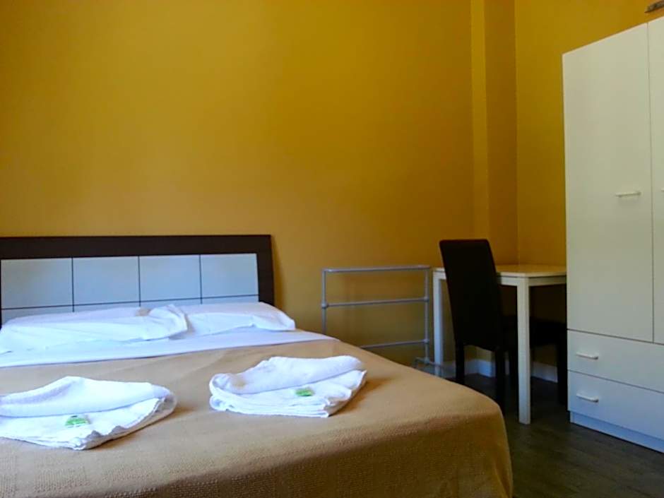 Central Private Hotel