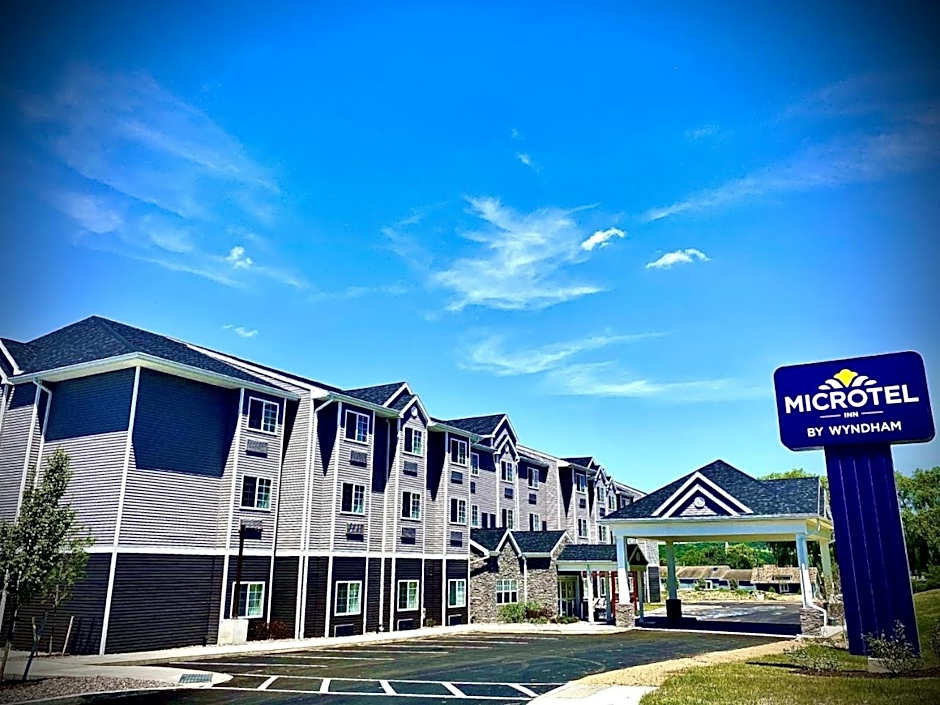 Microtel Inn Suites by Wyndham Warsaw