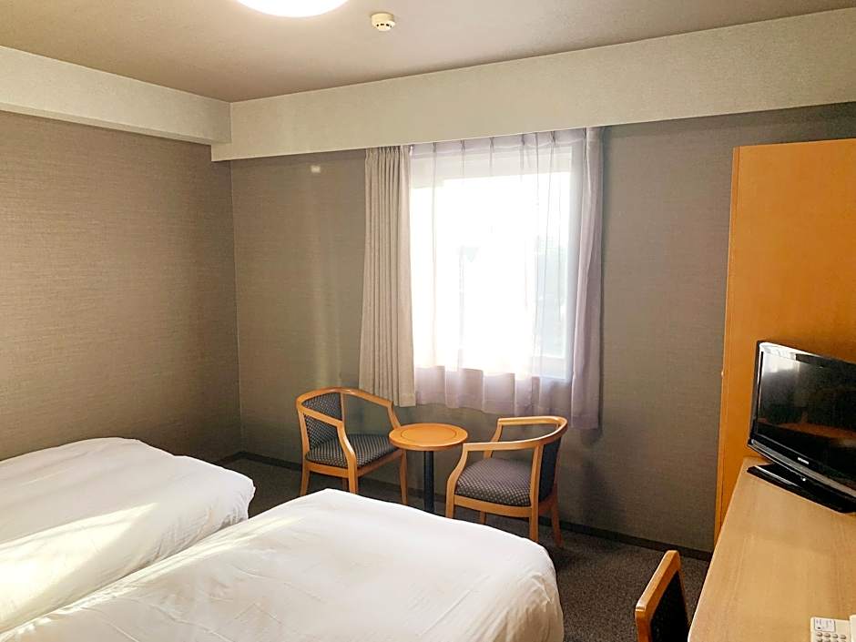 Hotel Route Inn Nakatsu Ekimae