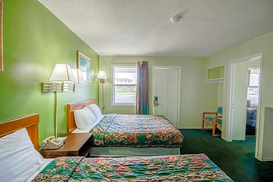 OYO Travelier Motel