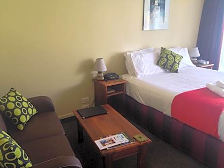 One Bedroom Apartment