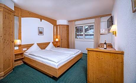 King Room with Mountain View