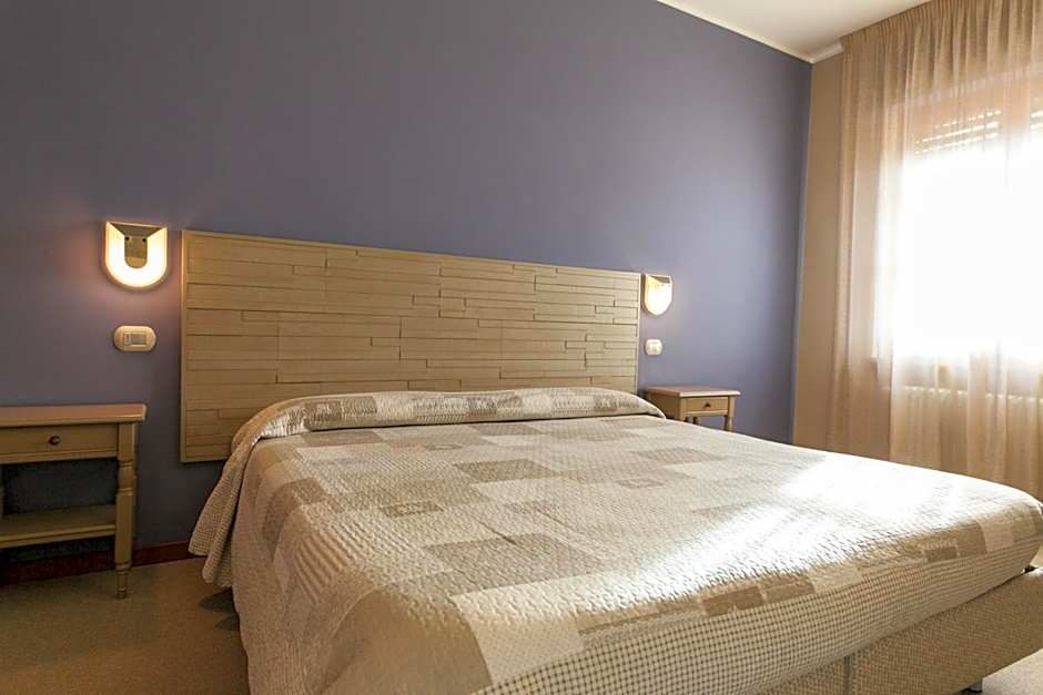 La Grotta Hotel