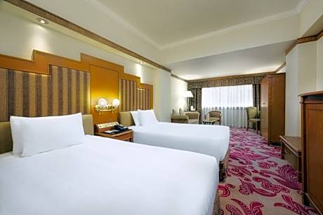Grand Deluxe Twin Room