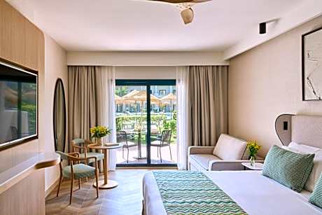 Superior Double Room With Access to Garden