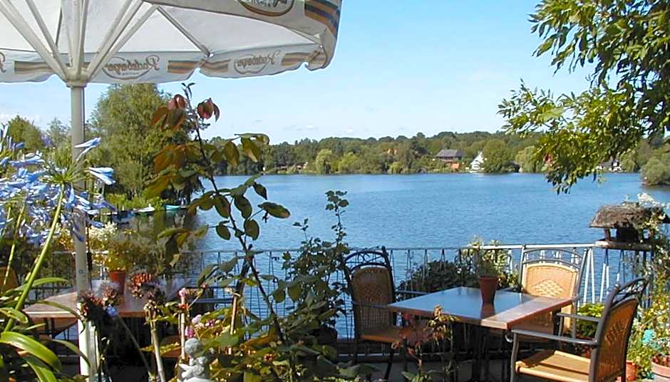 Restaurant und Hotel Zum Weissen Ross