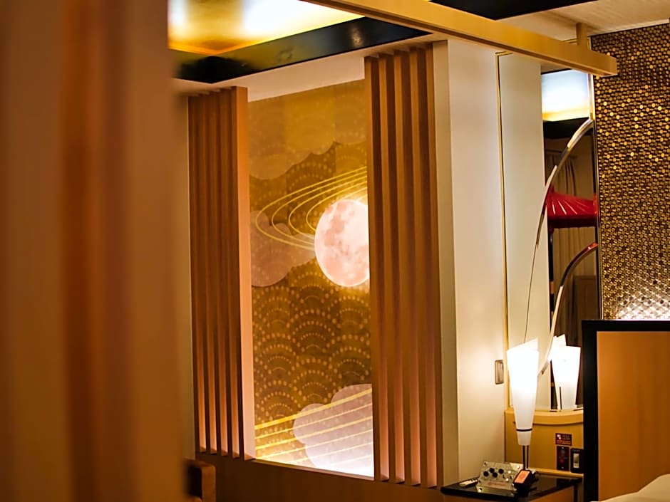 SKY PARADISE スカイパラダイス　ラクエン