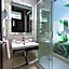 Business Hotel