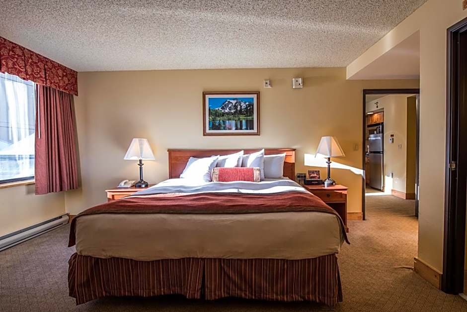 The Grand Lodge, A Vail Resorts Property