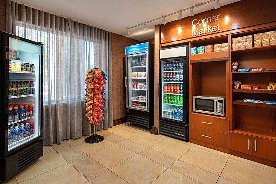 Fairfield Inn & Suites by Marriott Visalia Tulare