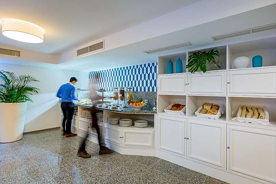 Terrace Mar Suite Hotel