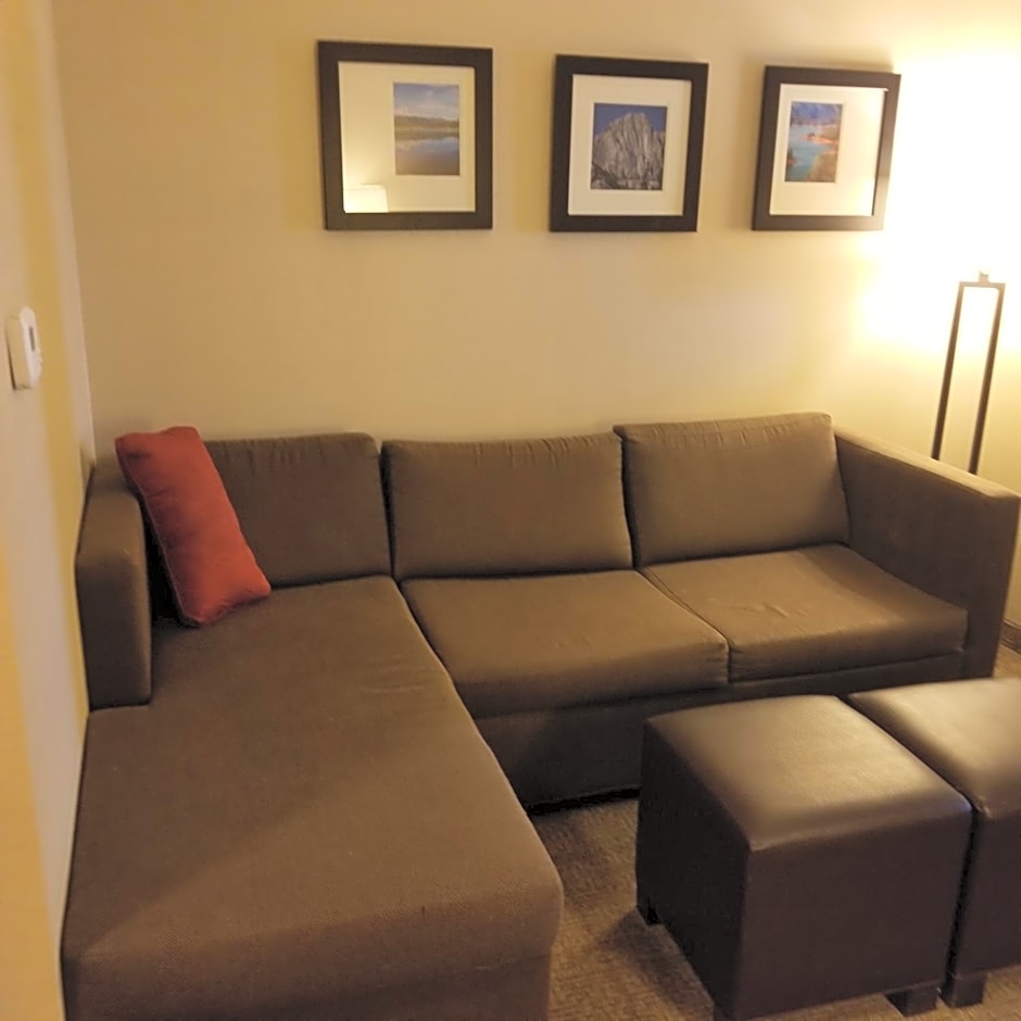 Comfort Suites Redding - Shasta Lake