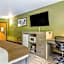 Guesthouse Inn & Suites Poulsbo