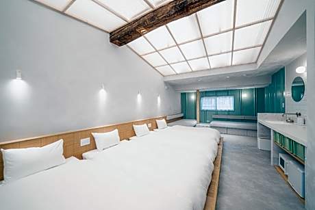 Street View Apartment