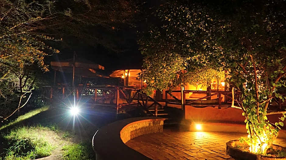 PrideInn Mara Camp & Cottages