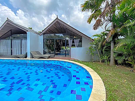 Aster Villa