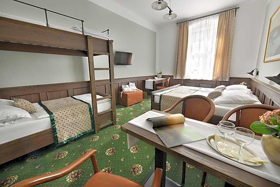 Hotel Podhrad