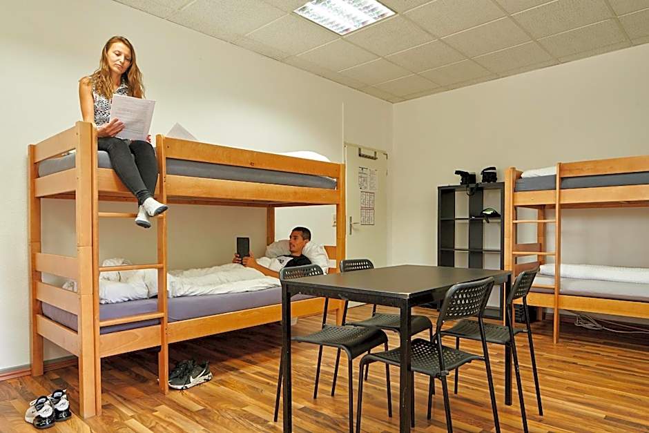 K 357 - Staffboarding - Personal- und Monteurzimmervermietung und Vermittlung in Hamburg und Umgebung