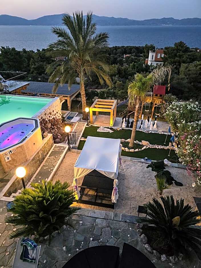 PIOTROWSKI APARTMENTS