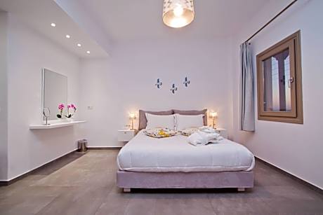 Suite with Caldera View