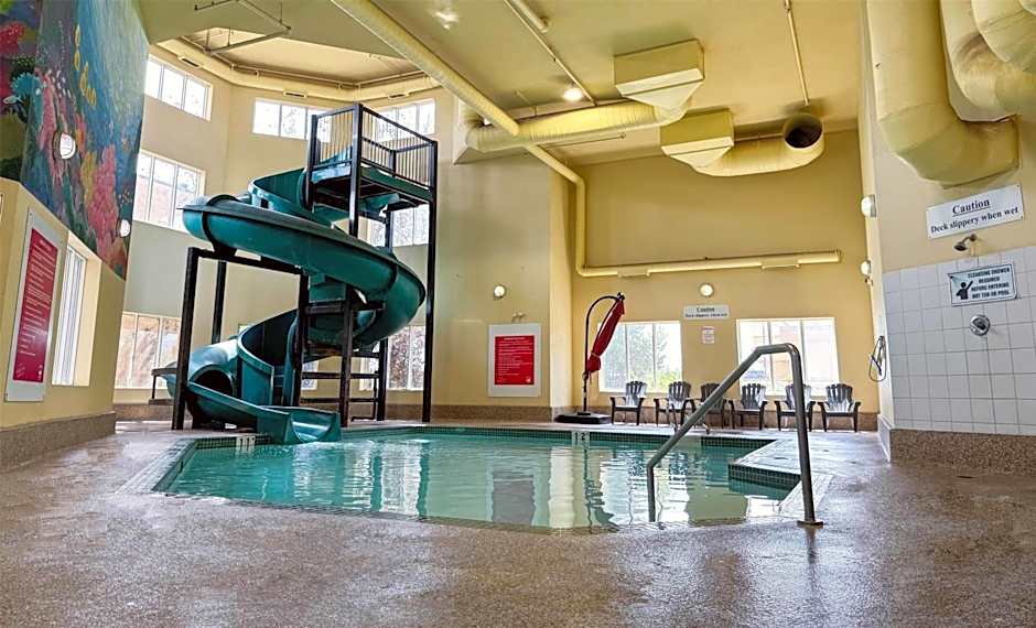 Super 8 by Wyndham Edmonton South