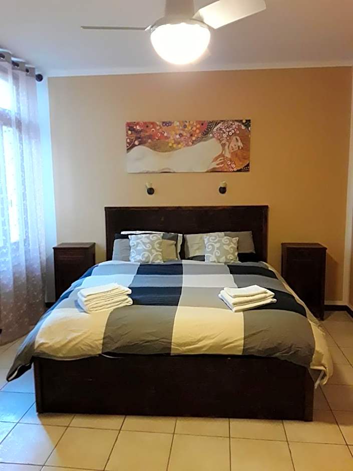 Camere Porto Vecchio con parcheggio a pochi passi dal castello