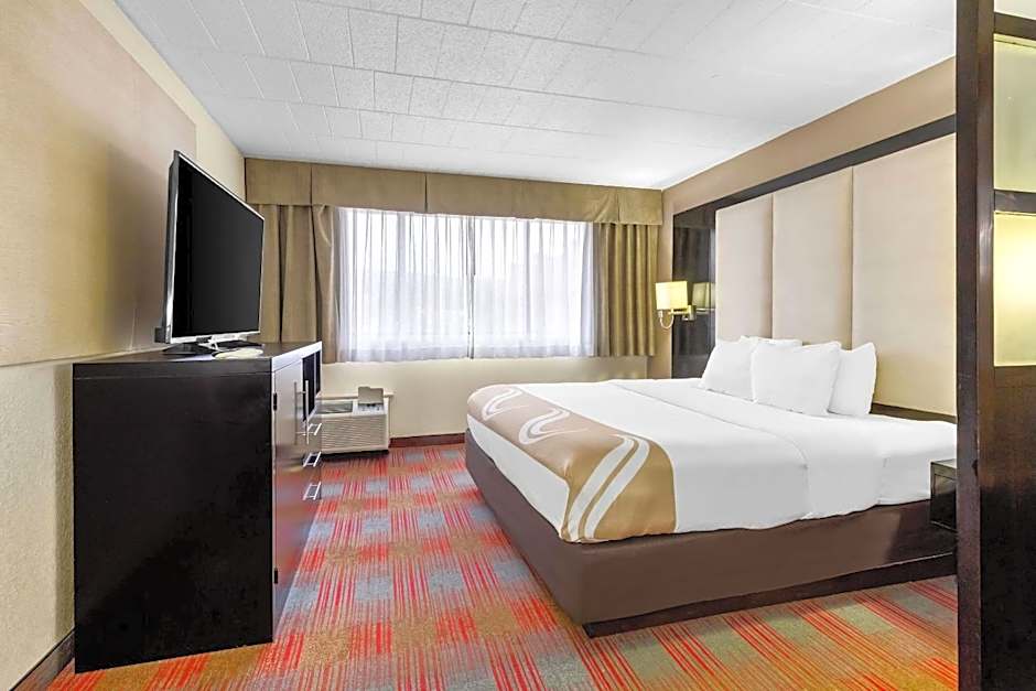 Quality Inn & Suites Altoona