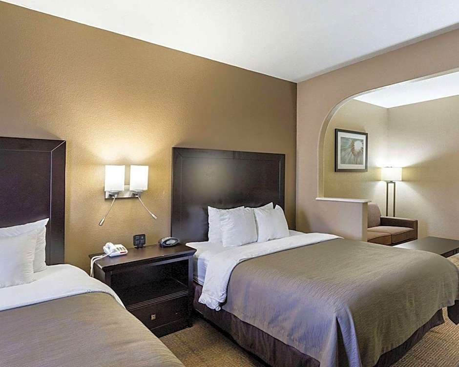 Quality Suites Houston NW Cy-Fair