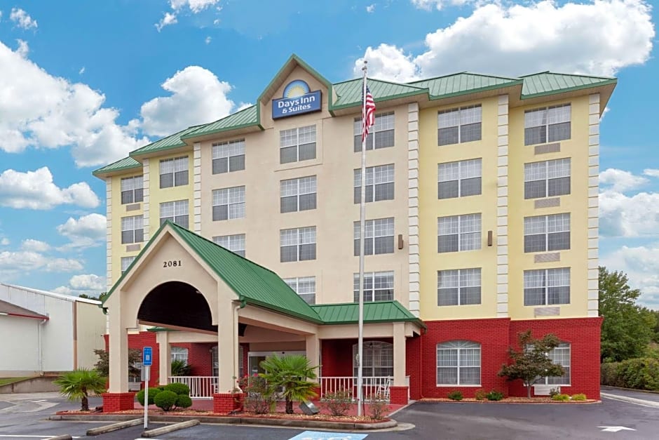 Days Inn & Suites by Wyndham Tucker/Northlake