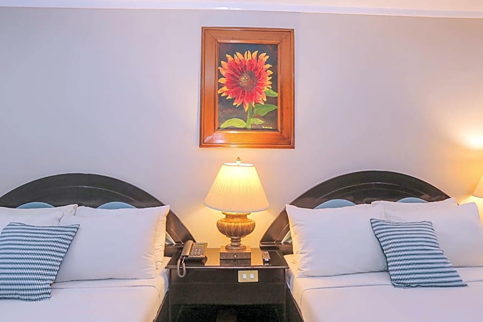 Holiday Plaza Hotel Cebu