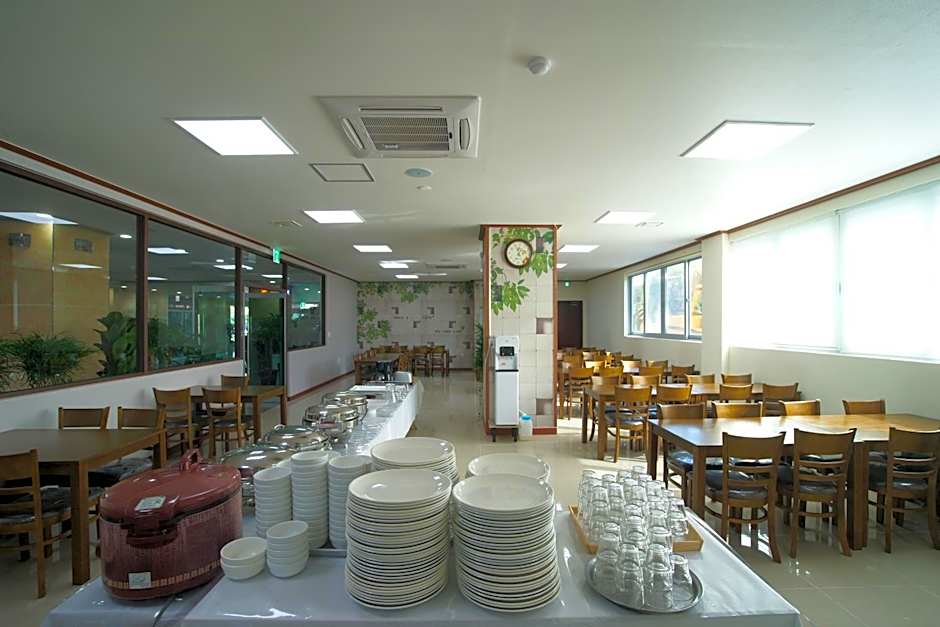 Seongsan Aqua Beach Hotel