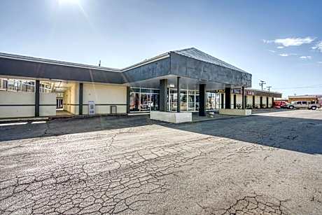 OYO Hotel Brownwood Hwy 67