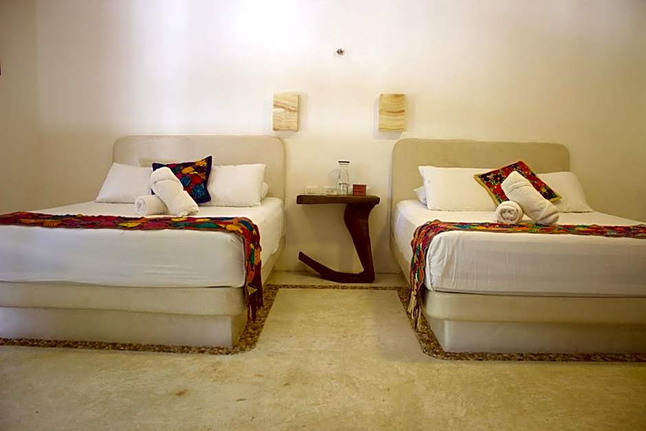 Casa Iguana Holbox - Beachfront Hotel