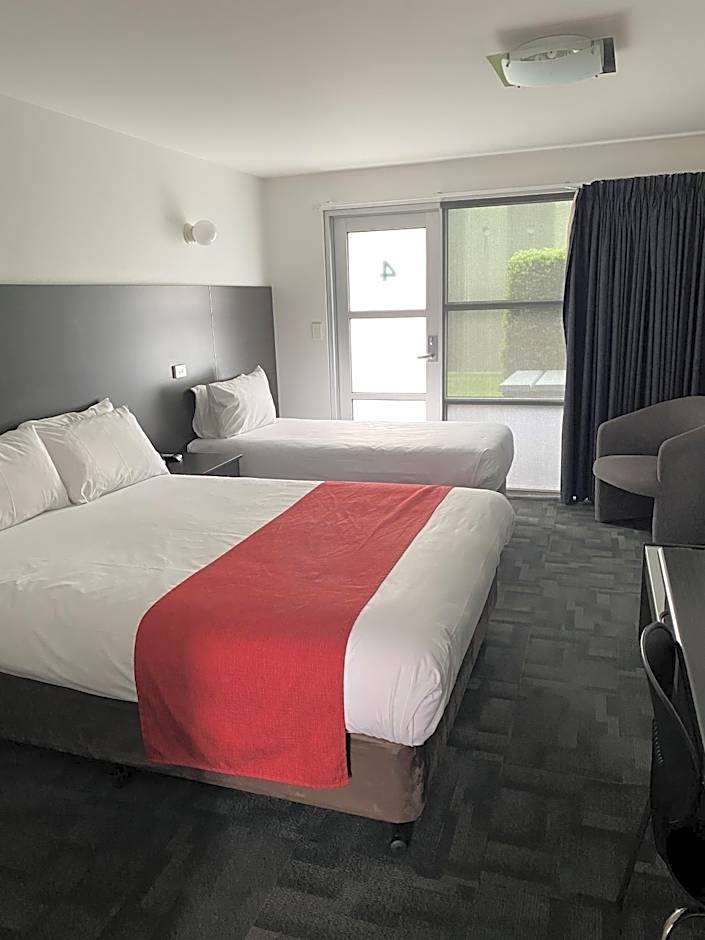 Brighton Hotel Motel