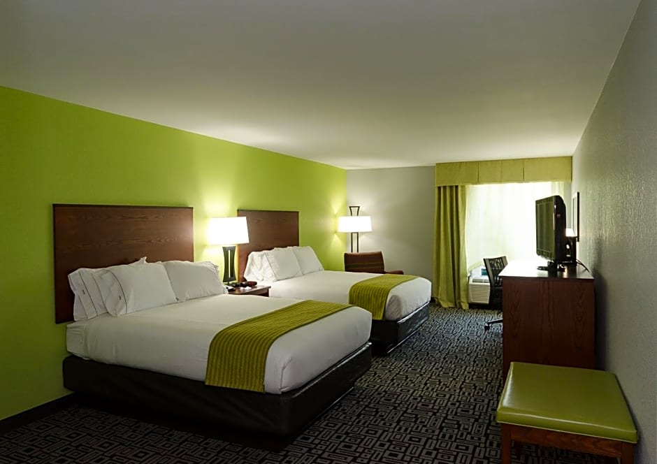 Holiday Inn Express Hickory-Hickory Mart