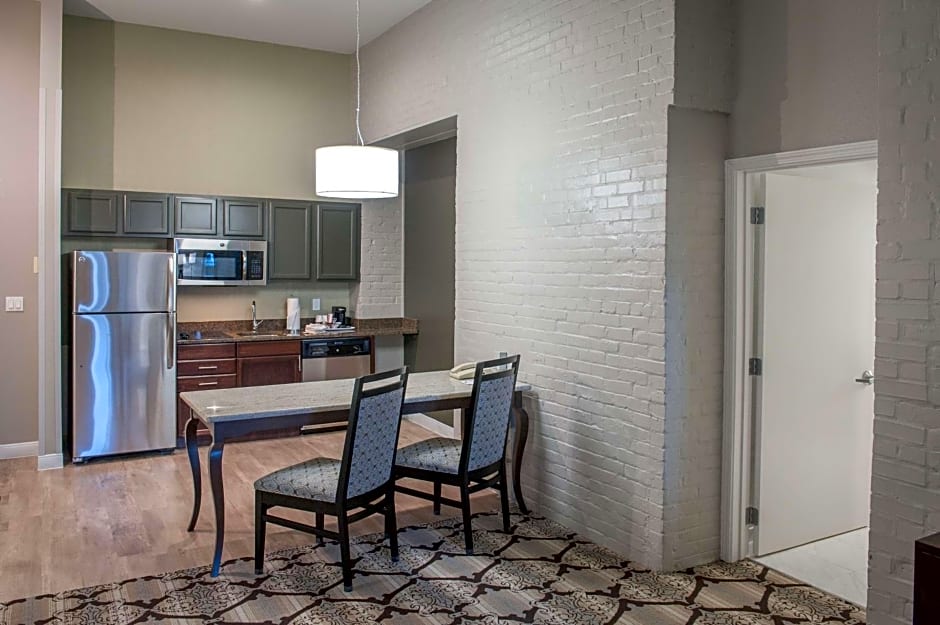 Hampton Inn By Hilton & Suites New Orleans-Convention Center