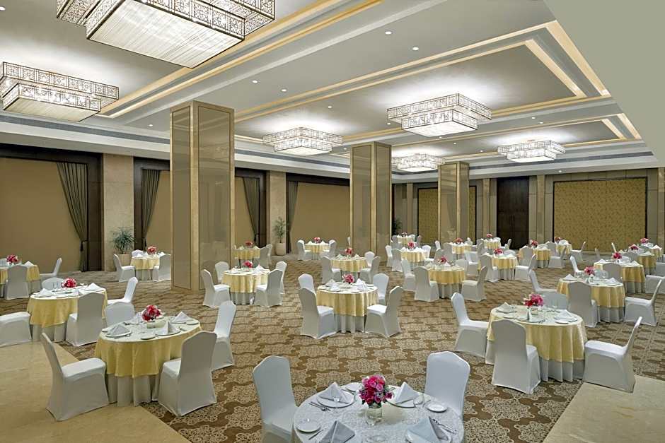 Taj Skyline Ahmedabad