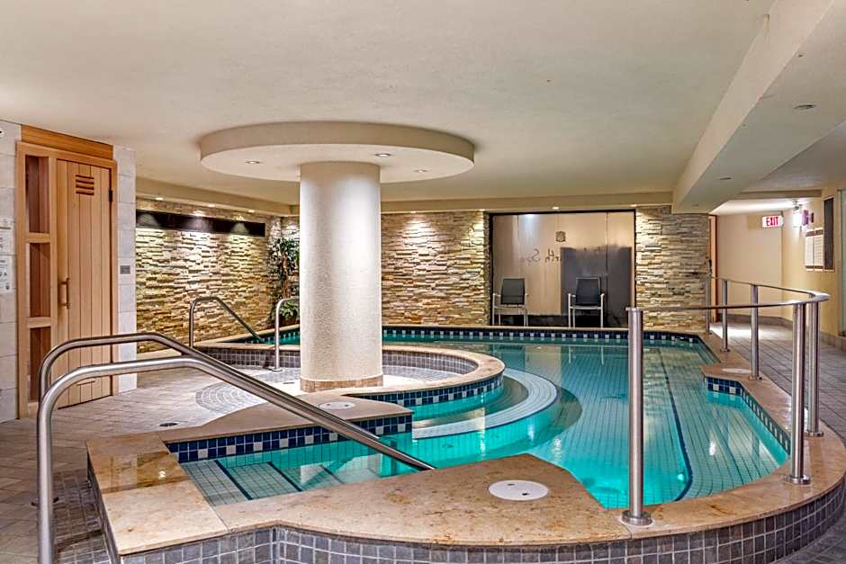Banff Caribou Lodge And Spa
